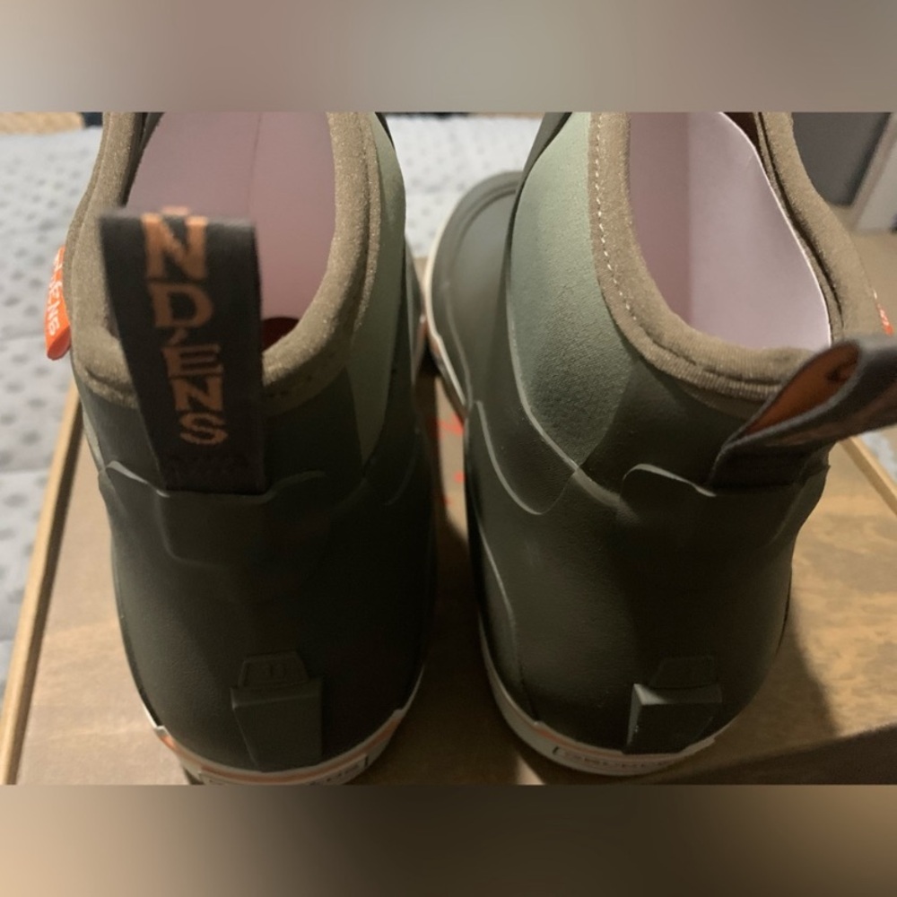 Grundens Women’s DECK-BOSS Ankle Boot - Picture 10 of 14